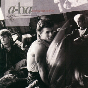Обложка альбома Hunting High and Low