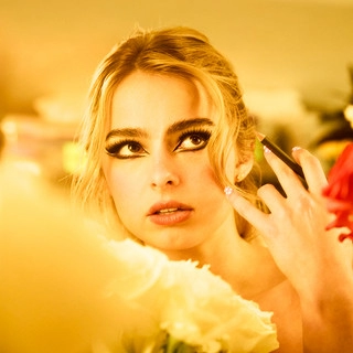 Обложка артиста Addison Rae