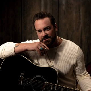 Обложка артиста Lee Brice