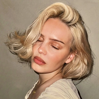 Обложка артиста Anne-Marie