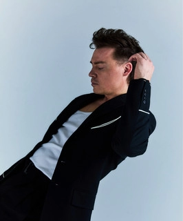 Обложка артиста Shawn Hook