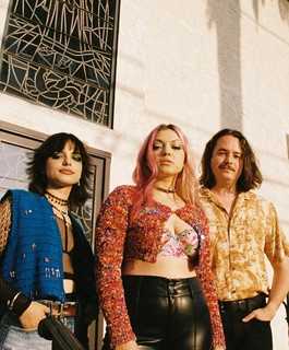 Обложка артиста Hey Violet
