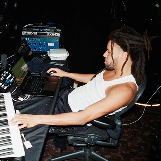 Обложка артиста J. Cole
