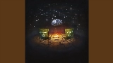 Обложка клипа folding chairs on the moon